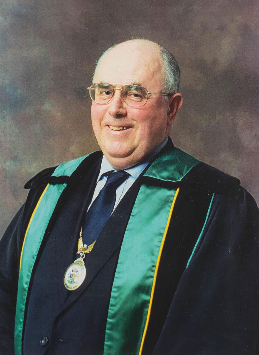 D. MacDonald, Vice President Dental 2001-04