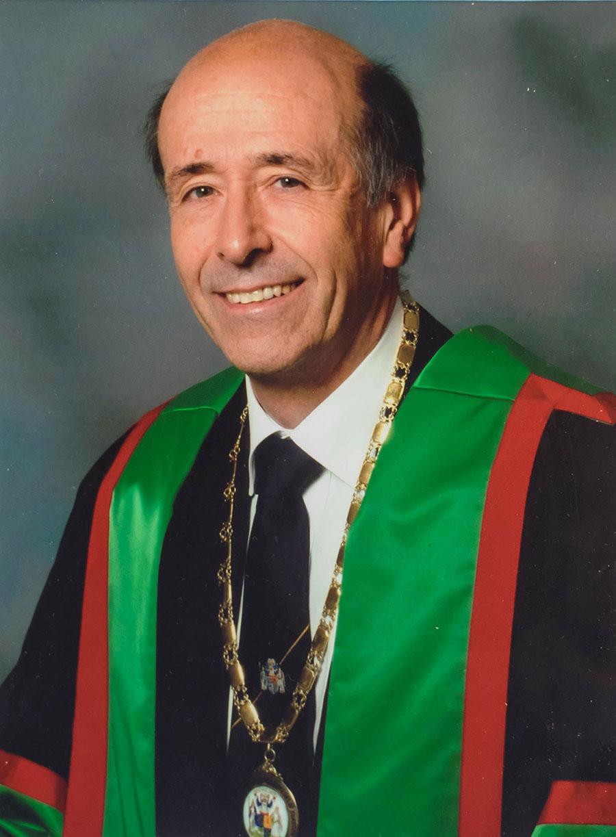 W.M.M Jenkins, Vice President Dental 2004-07